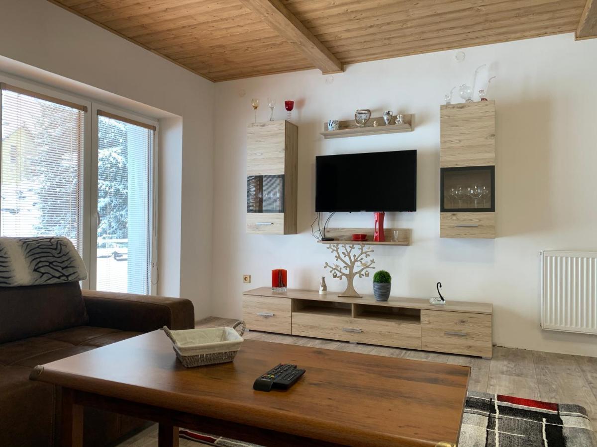 Apartmany Alliss Харачов Екстериор снимка