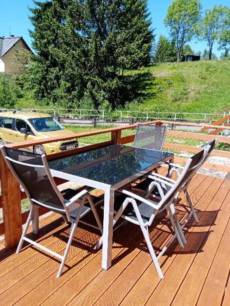 Apartmany Alliss Харачов Екстериор снимка