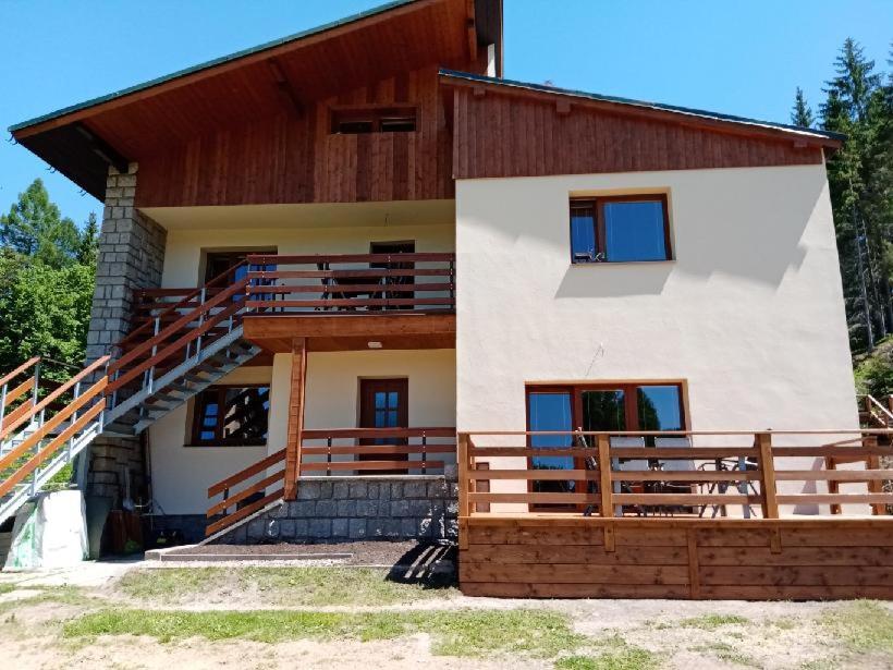 Apartmany Alliss Харачов Екстериор снимка